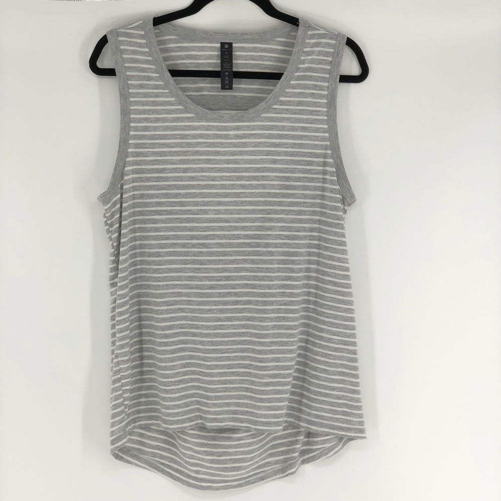 CLEARANCE 5 for $20 SALE Yogalicious striped tank top | XL | D10027
